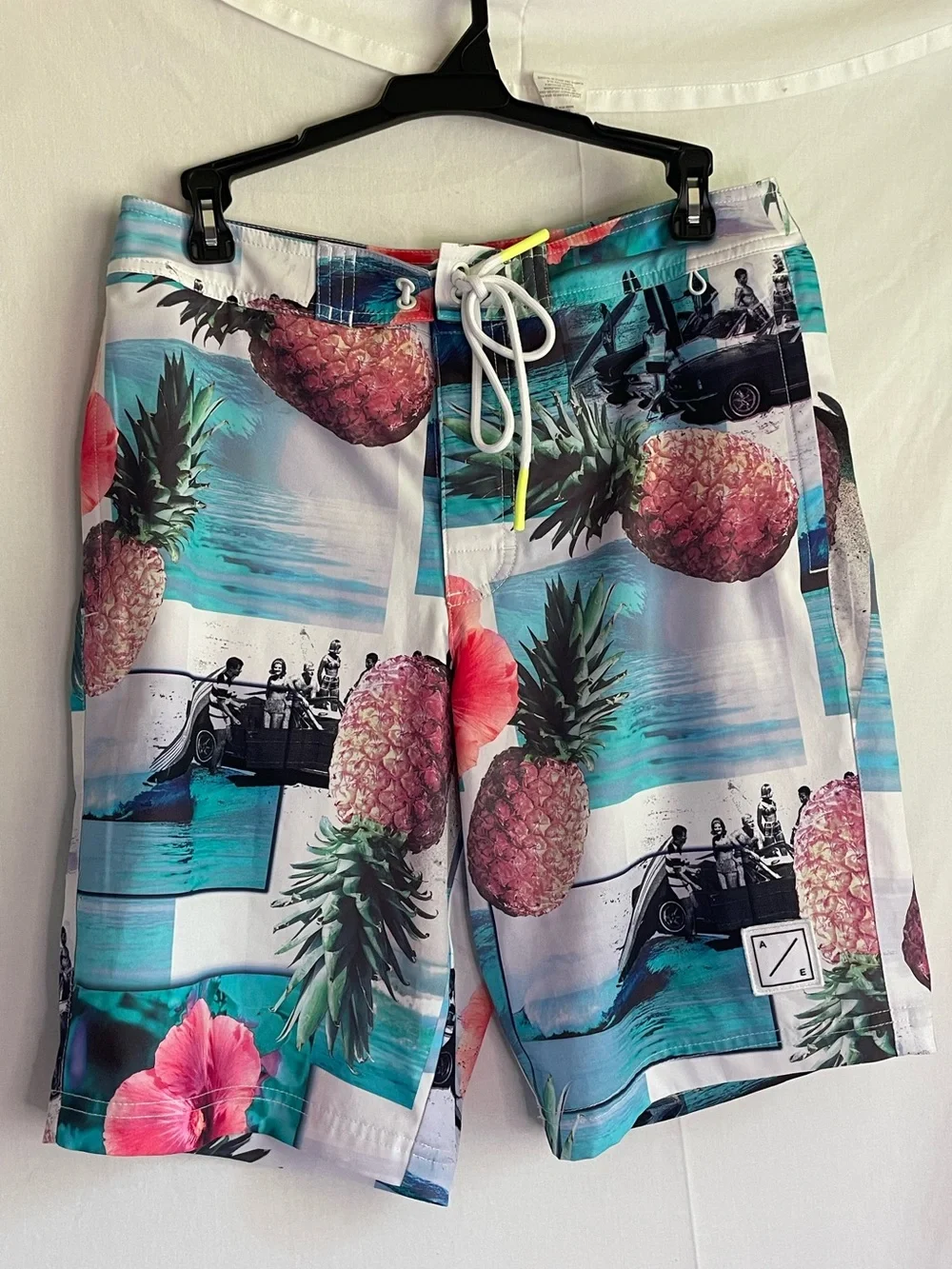 American Eagle Men's S Tropical Pineapple Floral Board Shorts Swim Trunks